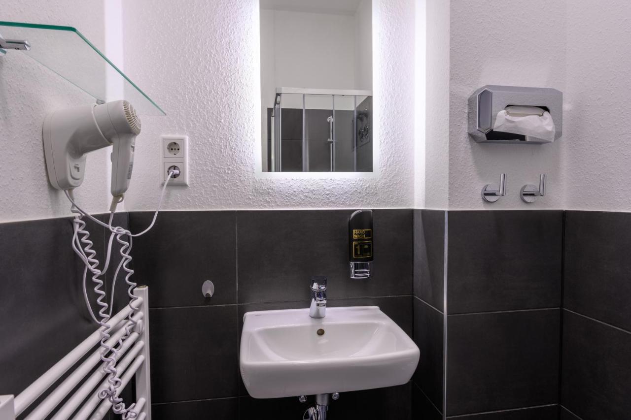 Royale Apartaments Central City Cologne Exterior photo